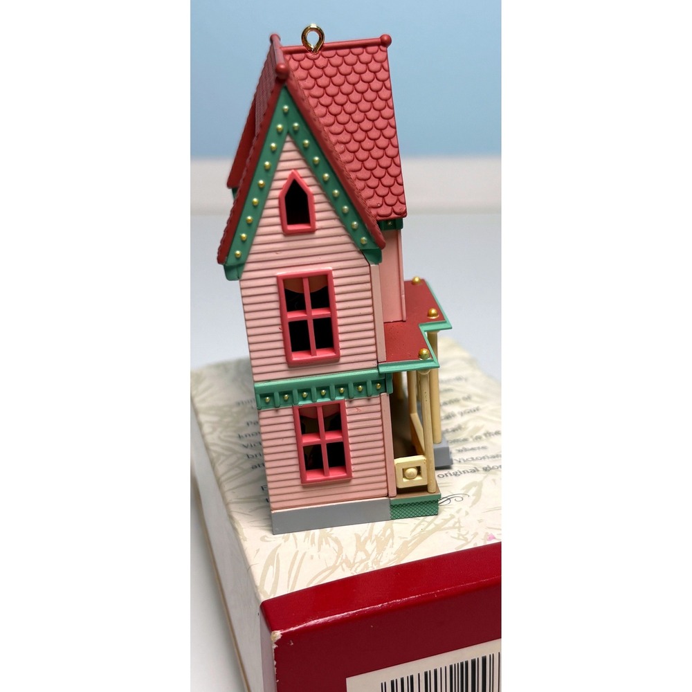 Hallmark‎ Pink Victorian Painted Lady Nostalgic House 1996 christmas ornament - Picture 4 of 11